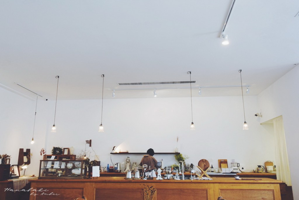 【嘉義市】霜空咖啡|市區裡最優雅的獨立咖啡甜點店